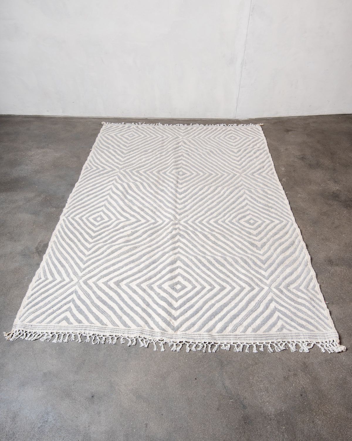 Modern, designer, handcrafted Berber rug from Morocco. Kelim carpet with beautiful designs and robust flat weave. 100% wool.